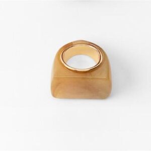 Zara Resin Geometric Ring Size Sm 16.5mm /size 6